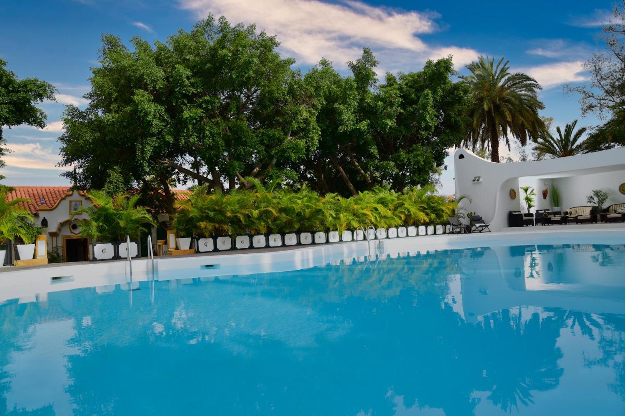 Cortijo San Ignacio Hotel El Cortijo  ภายนอก รูปภาพ
